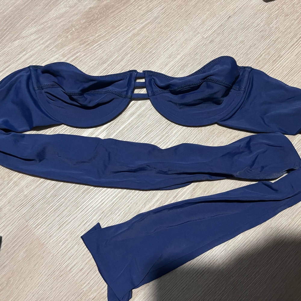 Acacia bandeau top